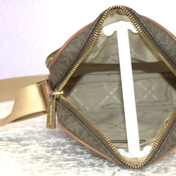 Michael Kors Signature Logo Brown PVC Crossbody Bag with Matching Zip Wallet | G - Picture 9 of 16